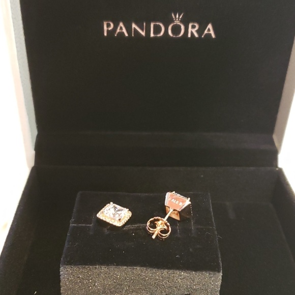 Pandora TIMELESS ELEGANCE STUD EARRINGS - Picture 5 of 6